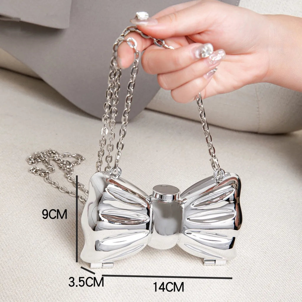 Women’s Mini Metallic Heart-Shaped Clutch – Fashion Chain Handbag with Hasp Closure